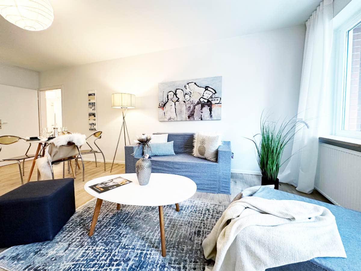 Wohnzimmer mit Home Staging in Hamburg Barmbek