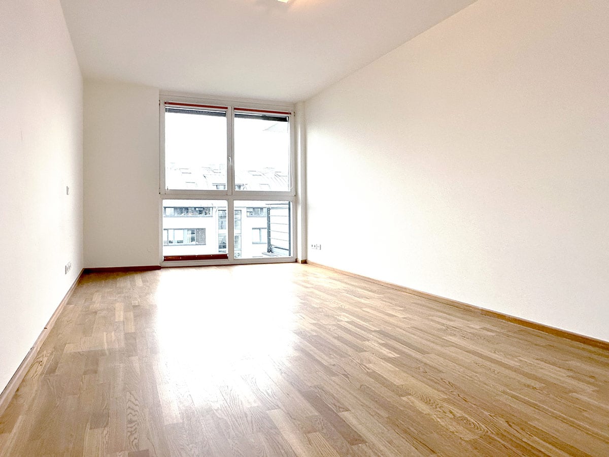 Schlafzimmer ohne Home Staging in Hamburg Eppendorf