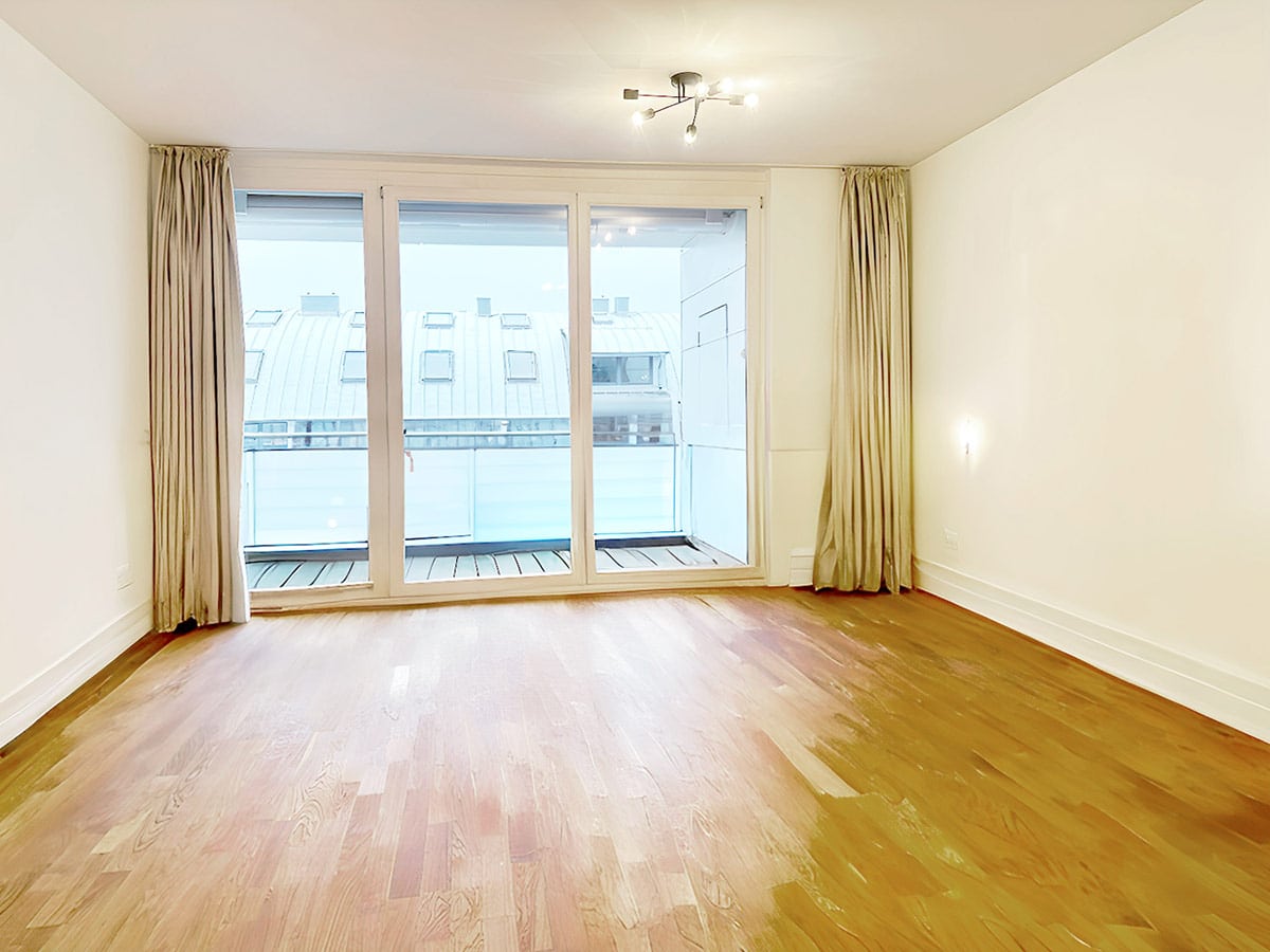 Wohnzimmer ohne Home Staging in Hamburg Eppendorf