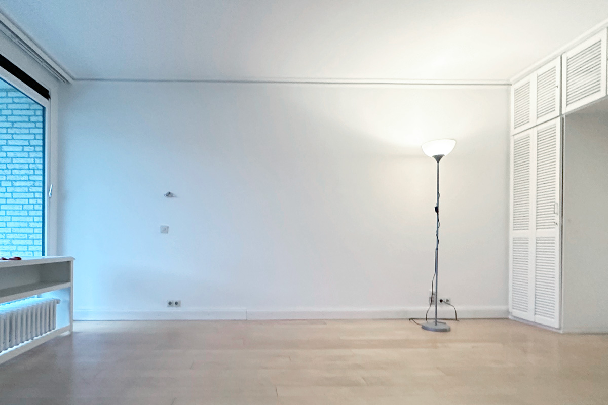 Leerer Raum ohne Home Staging