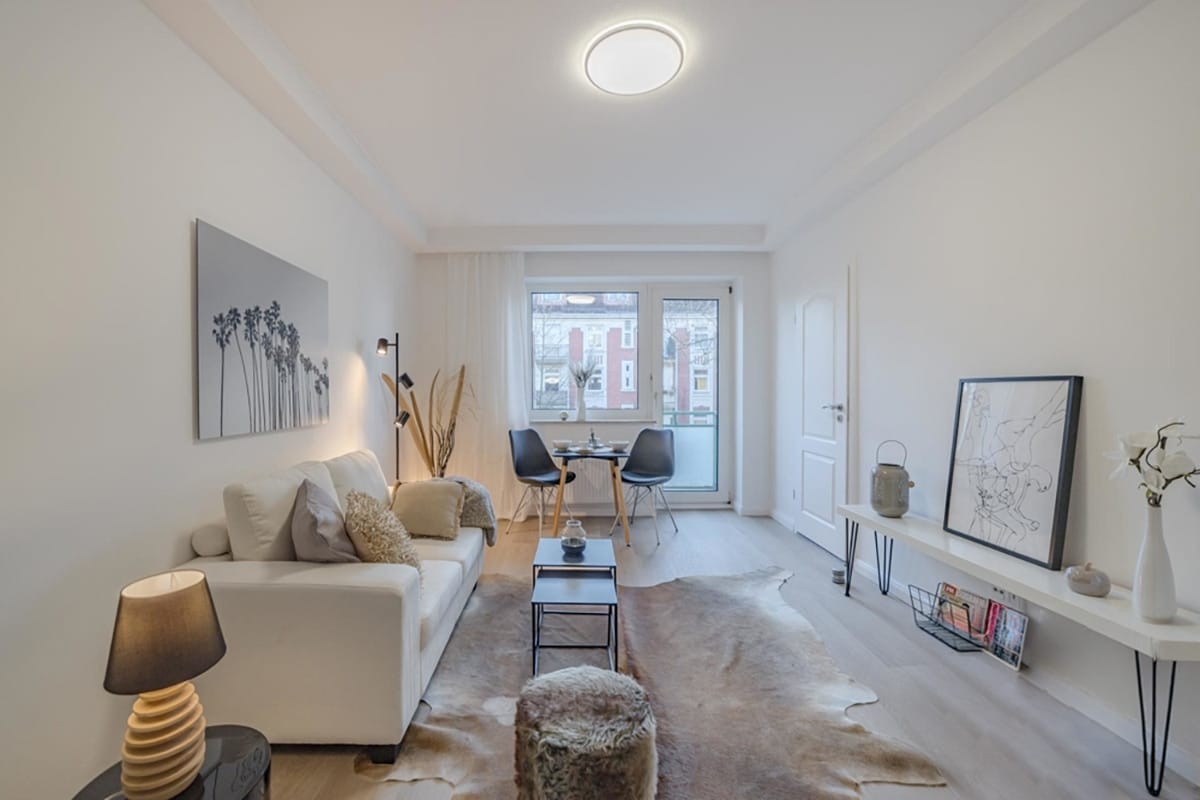 Wohnzimmer mit Home Staging in Hamburg Barmbek