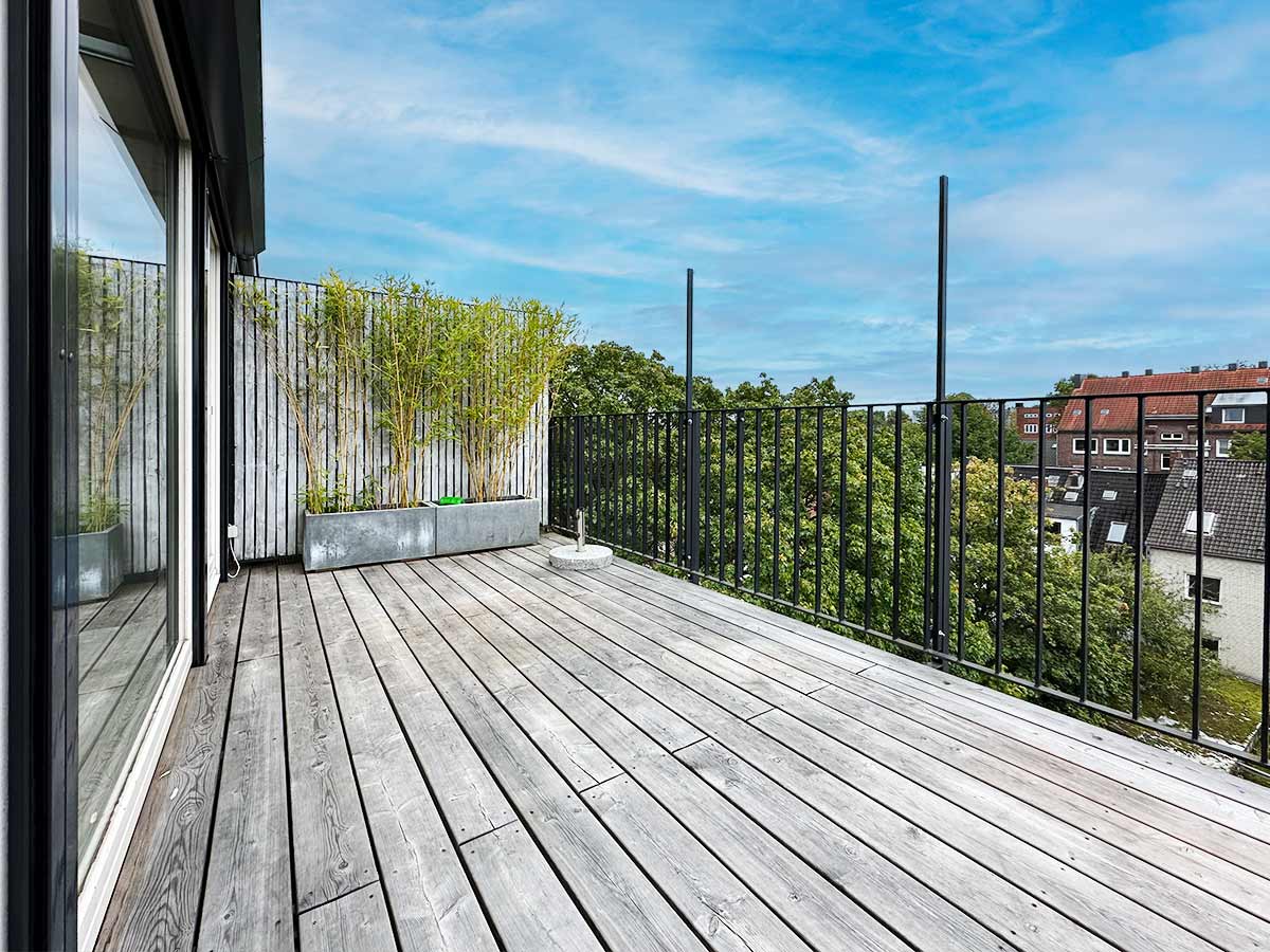 Dachterrasse mit Blick über Hamburg Eppendorf
