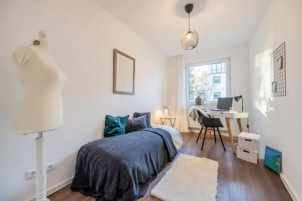 Home Office mit Gästebett in Hamburg Langenhorn