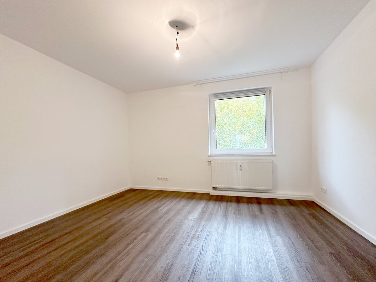 Leeres Schlafzimmer ohne Home Staging