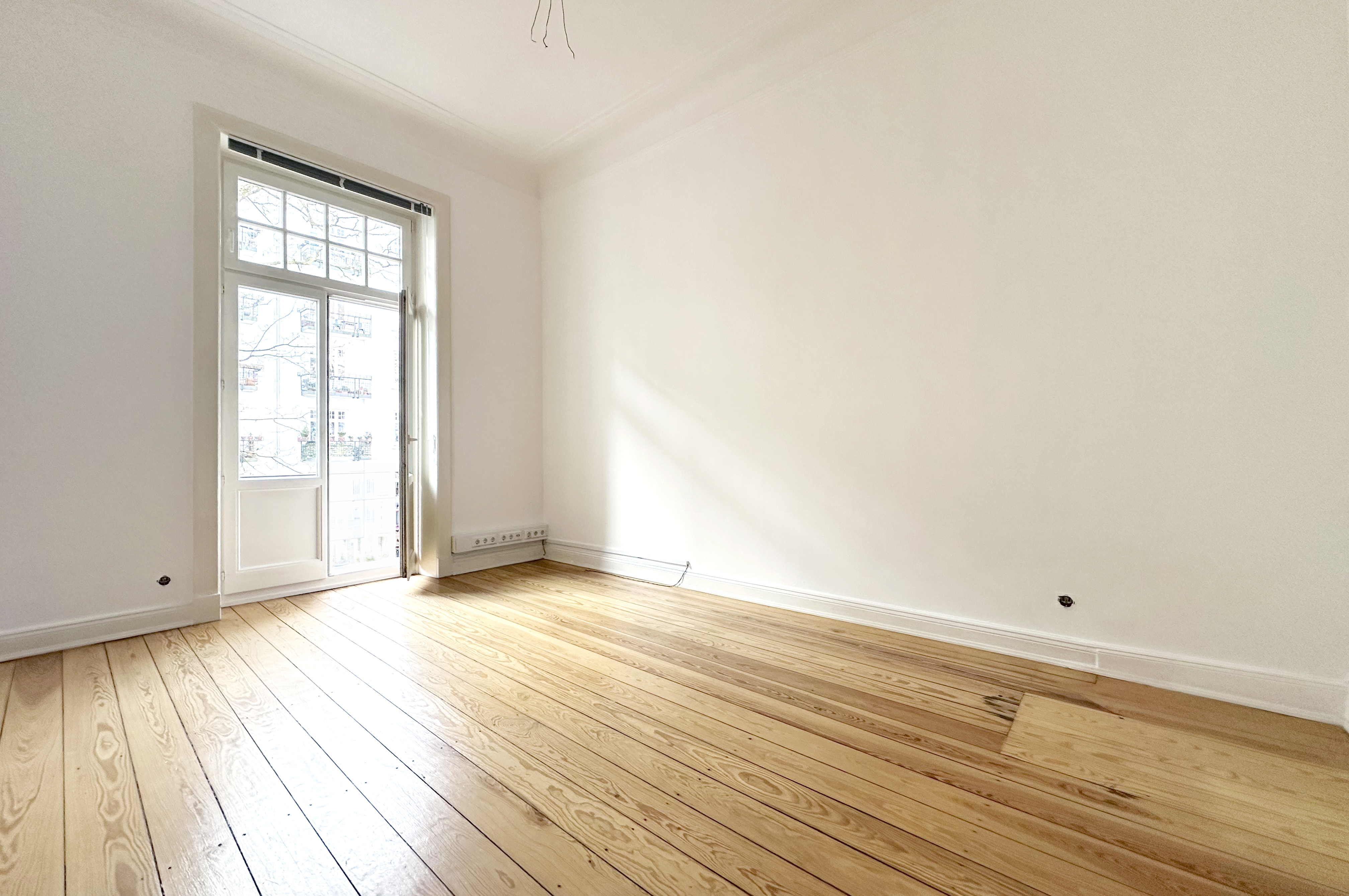 Ein Zimmer in einem Altbau ohne Home Staging